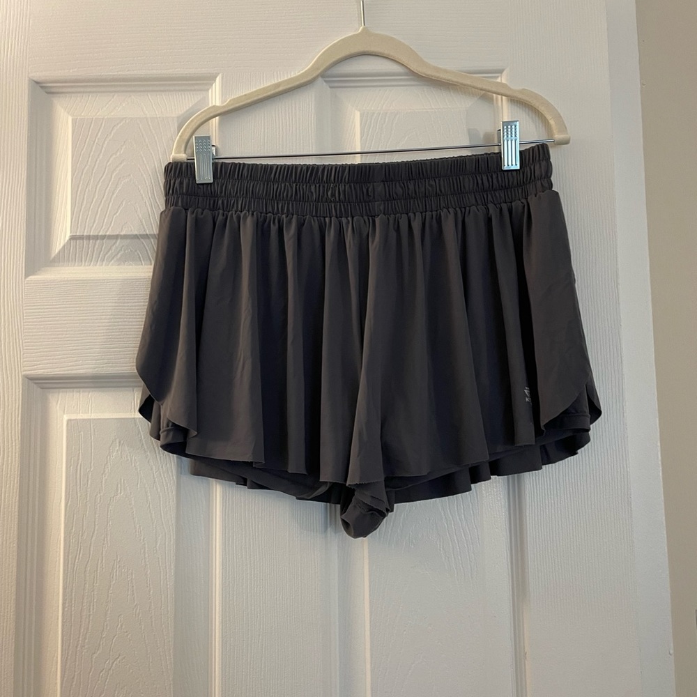 Keiki Kona dark grey shorts